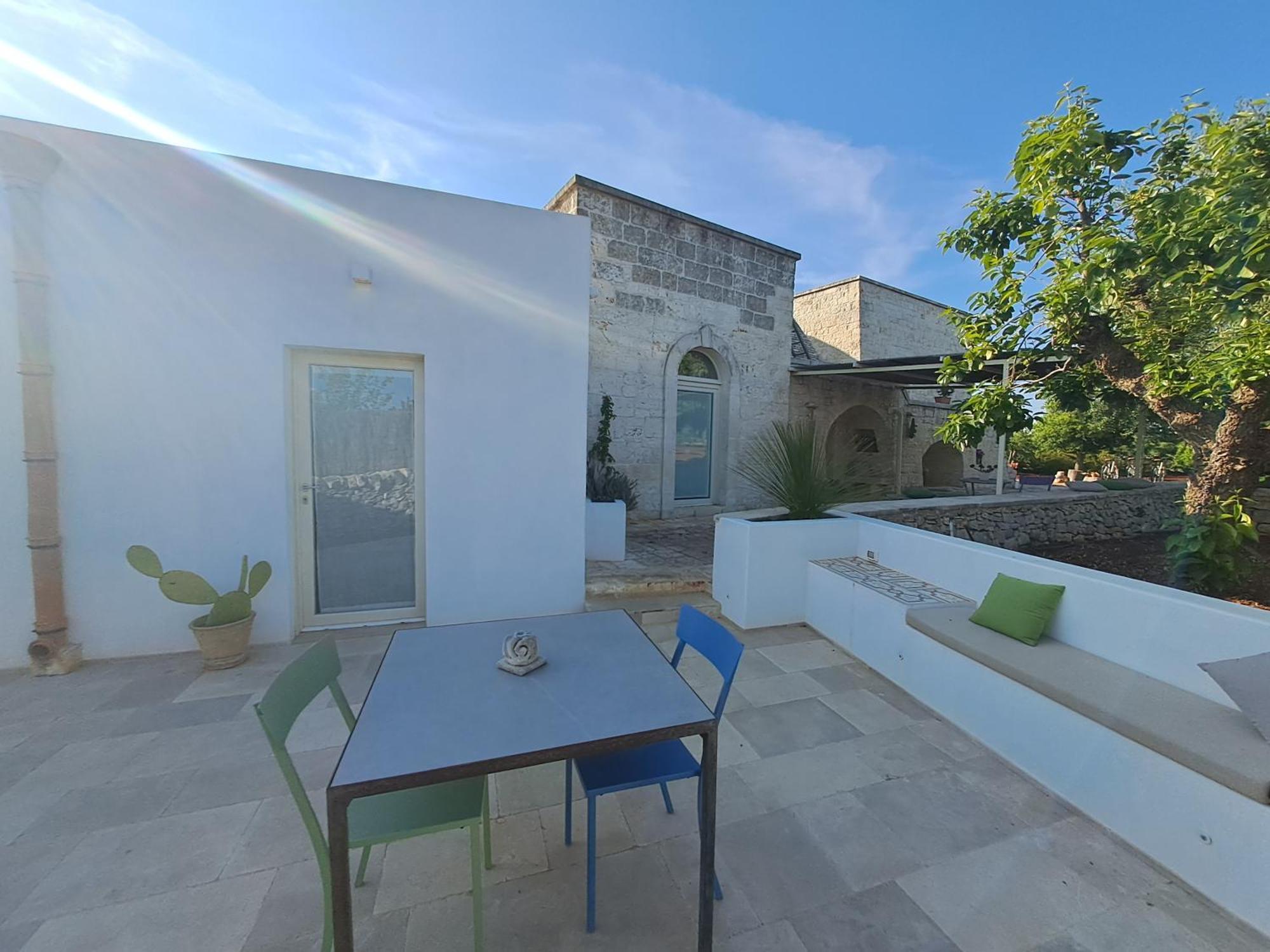 Pietra Pesara Bed & Breakfast *